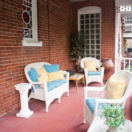 Main Street Inn Parkville Bagian luar foto